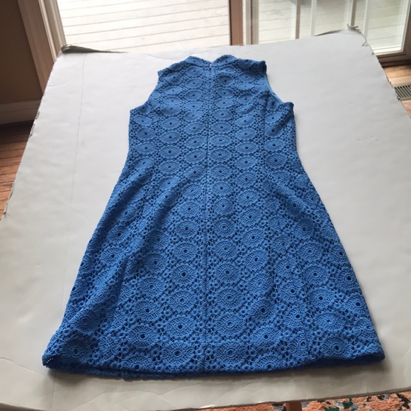 Lilly P Lace Shift - Picture 9 of 12